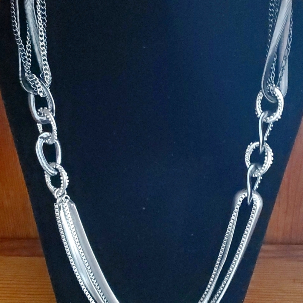 Chicos silver and black tone chain